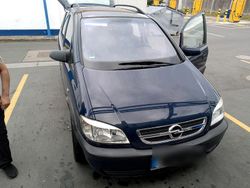 Blau Gebraucht 2004 Opel Zafira Van / Kleinbus | 4.000 €