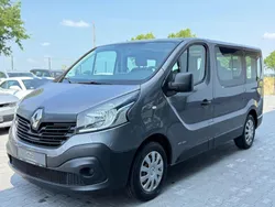Grau Gebraucht 2015 Renault Trafic Expression Van | 14.950 € (Teuer)