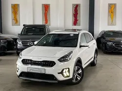 Weiß Gebraucht 2022 Kia Niro Spirit SUV | 22.880 € (Fairer Preis)