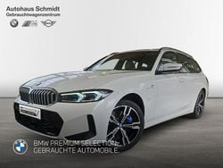 Alpinweiß uni Gebraucht 2024 BMW 330e M Sport Kombi | 41.890 € (Superpreis)