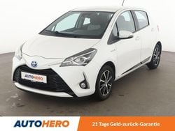 Weiß Gebraucht 2018 Toyota Yaris Hybrid Team Kleinwagen | 12.770 € (Fairer Preis)