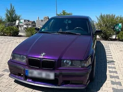 Violet Gebraucht 1998 BMW 323 Limousine | 6.199 €