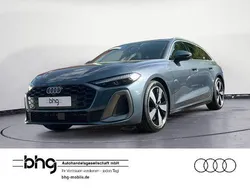 Blau Gebraucht 2025 Audi A5 Comfort Coupé | 63.990 €