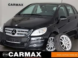 Schwarz Gebraucht 2011 Mercedes B200 Sport Van / Kleinbus | 6.500 € (Fairer Preis)