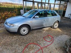Silber Gebraucht 1999 Audi A3 Limousine | 400 € (Superpreis)