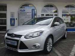 Polarsilber metallic Gebraucht 2012 Ford Focus Titanium Limousine | 7.890 € (Fairer Preis)