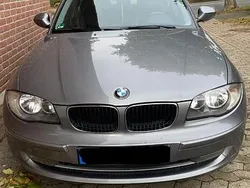 Grau Gebraucht 2010 BMW 118 Kleinwagen | 4.500 €