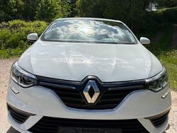 Weiß Gebraucht 2018 Renault Mégane GrandTour Kombi | 11.975 €