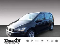 Schwarz Gebraucht 2024 VW Touran Comfortline Van / Kleinbus | 32.850 € (Fairer Preis)