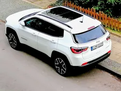 Weiß Gebraucht 2020 Jeep Compass Limited SUV | 26.000 € (Teuer)