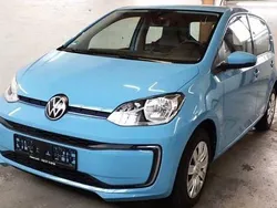 Blau Gebraucht 2021 VW e-up! S Kleinwagen | 11.300 € (Fairer Preis)