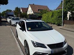 Weiß Gebraucht 2018 Cupra Leon Kombi | 24.995 € (Teuer)