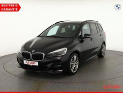 Black sapphire metallic Gebraucht 2023 BMW 218 Gran Tourer M Sport Van / Kleinbus | 26.990 € (Teuer)