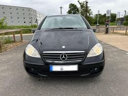 Schwarz Gebraucht 2009 Mercedes A150 Kleinwagen | 2.900 € (Fairer Preis)