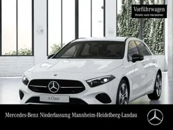 Weiß Gebraucht 2025 Mercedes A200 Progressive Limousine | 32.990 € (Etwas zu teuer)