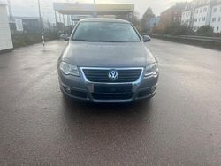 Grau Gebraucht 2007 VW Passat Limousine | 3.000 € (Fairer Preis)