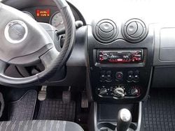 Schwarz Gebraucht 2010 Dacia Sandero Ambiance Limousine | 1.400 € (Guter Preis)