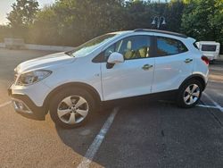 Weiß Gebraucht 2015 Opel Mokka Edition SUV | 12.180 € (Fairer Preis)