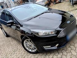 Schwarz Gebraucht 2018 Ford Focus Titanium Kombi | 11.800 € (Fairer Preis)
