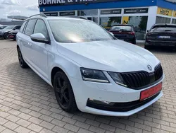 Weiß Gebraucht 2019 Skoda Octavia Soleil Kombi | 10.999 € (Superpreis)