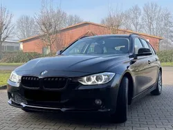 Schwarz Gebraucht 2013 BMW 320 Shadowline Kombi | 11.999 € (Fairer Preis)
