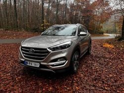 Beige Gebraucht 2018 Hyundai Tucson Premium SUV | 15.300 € (Fairer Preis)