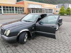 Schwarz Gebraucht 1995 Mercedes 320 Limousine | 3.950 €