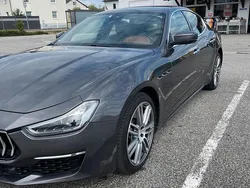 Grau Gebraucht 2017 Maserati Ghibli Coupé | 24.000 € (Guter Preis)