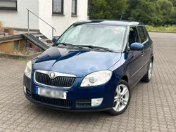 Blau Gebraucht 2009 Skoda Fabia Kleinwagen | 2.750 € (Fairer Preis)