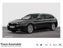 Black sapphire Gebraucht 2021 BMW 530 Kombi | 30.970 € (Fairer Preis)