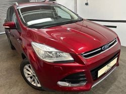 Rot Gebraucht 2016 Ford Kuga Titanium SUV | 9.900 € (Guter Preis)