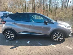 Grau Gebraucht 2019 Renault Captur Intens SUV | 13.950 € (Fairer Preis)