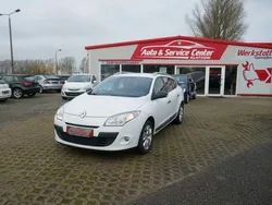 Weiß Gebraucht 2012 Renault Mégane GrandTour Kombi | 4.990 € (Fairer Preis)