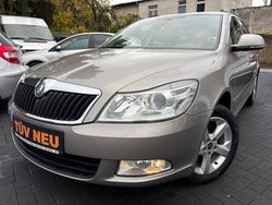 Beige Gebraucht 2013 Skoda Octavia Best of Kombi | 7.899 € (Guter Preis)