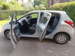 Silber Gebraucht 2012 Hyundai i20 Classic Limousine | 3.600 € (Guter Preis)