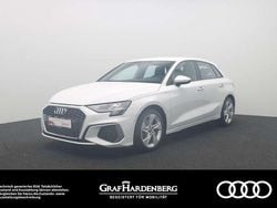 Gletscherweiß metallic Gebraucht 2023 Audi A3 S-Line Limousine | 25.380 € (Fairer Preis)