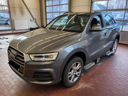 Grau Gebraucht 2017 Audi Q3 SUV | 18.990 € (Fairer Preis)