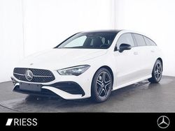Weiss Gebraucht 2024 Mercedes CLA200 Shooting Brake Premium Kombi | 35.900 €