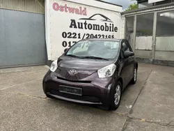 Toyota iQ