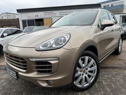 Grau Gebraucht 2016 Porsche Cayenne SUV | 28.000 € (Guter Preis)