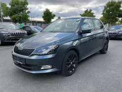 Grau Gebraucht 2016 Skoda Fabia Joy Limousine | 6.977 € (Fairer Preis)