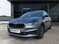 Grau Gebraucht 2023 Skoda Fabia Tour Limousine | 18.880 € (Fairer Preis)