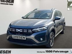 Grau Gebraucht 2022 Dacia Sandero Expression Kleinwagen | 18.990 € (Teuer)
