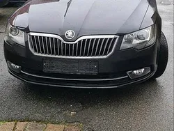 Schwarz Gebraucht 2014 Skoda Superb Kombi | 8.800 € (Guter Preis)