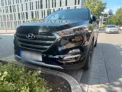 Schwarz Gebraucht 2017 Hyundai Tucson SUV | 12.999 € (Fairer Preis)