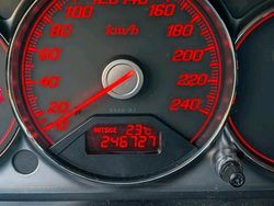 Andere farben Gebraucht 2004 Honda Stream Van | 1.990 €