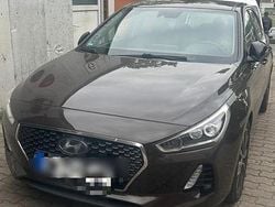 Braun Gebraucht 2017 Hyundai i30 Limousine | 9.450 €