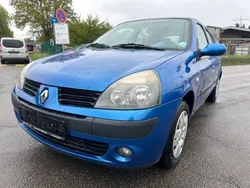Blau Gebraucht 2005 Renault Clio II Dynamique Kleinwagen | 1.450 € (Guter Preis)