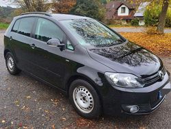 Schwarz Gebraucht 2013 VW Golf Plus Life Van / Kleinbus | 6.990 € (Guter Preis)