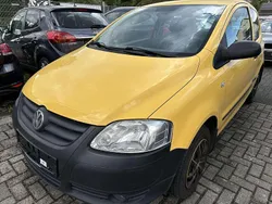 Gelb Gebraucht 2008 VW Fox Basis Kleinwagen | 999 € (Guter Preis)
